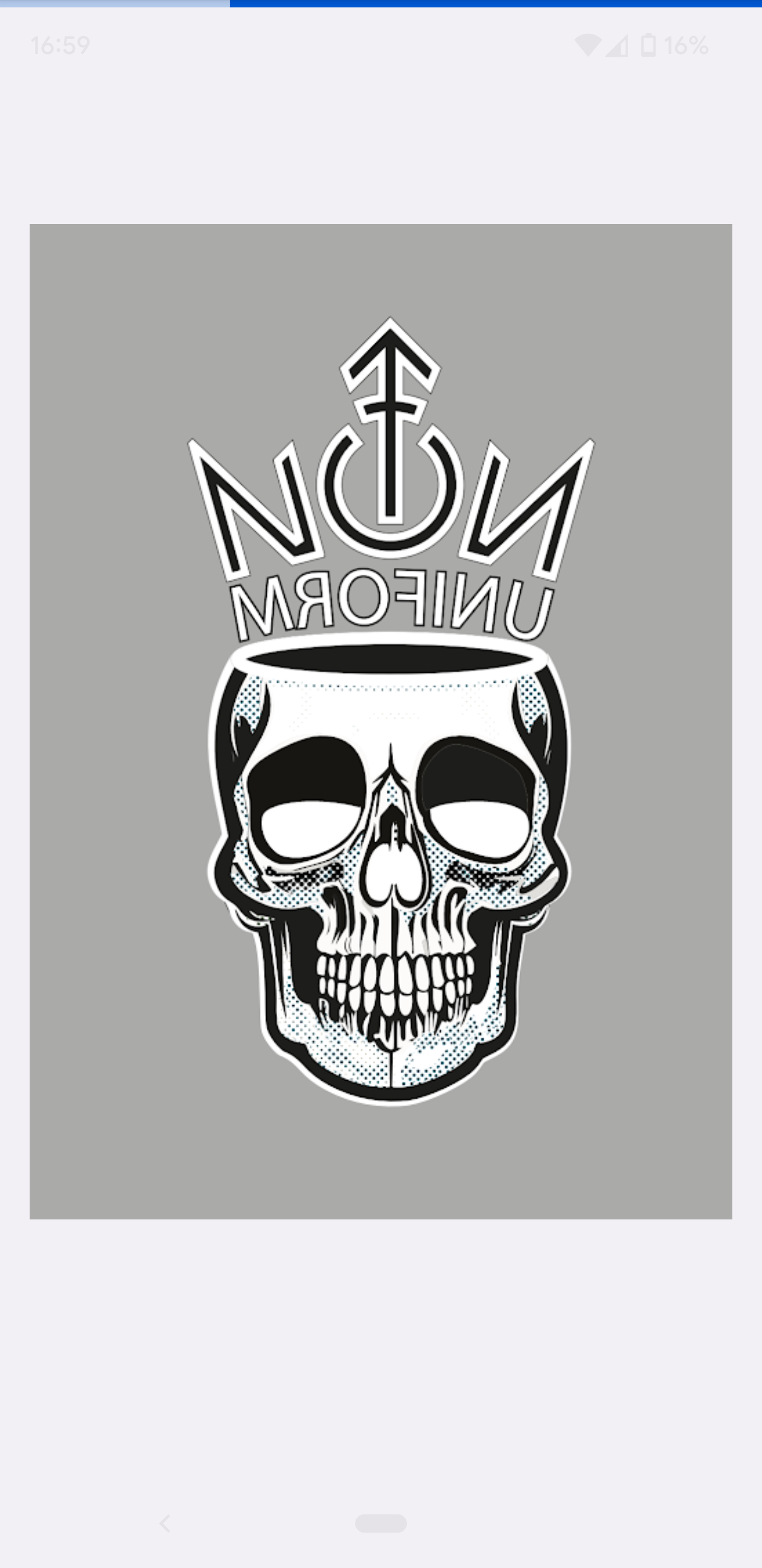 NON UNIFORM CROWN WITH SKULL